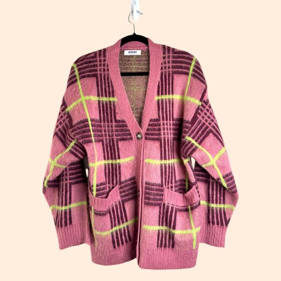 Daydreamer Rosebloom Plaid Cardigan - Picture 2 of 7